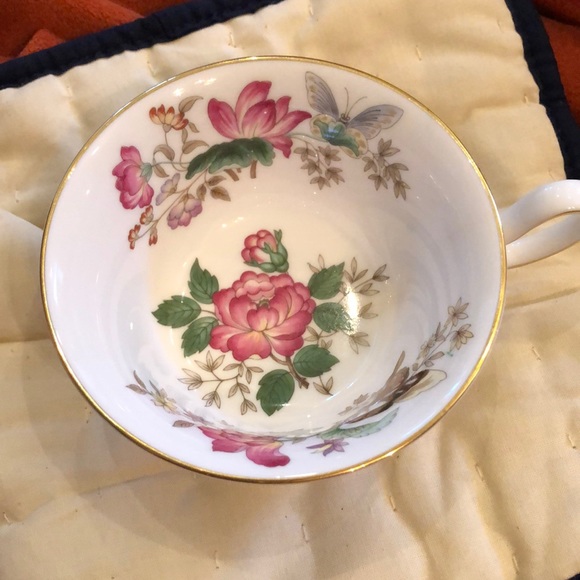 Wedgwood Other - Wedgwood Set 🌸 Charnwood Bone China Made in England